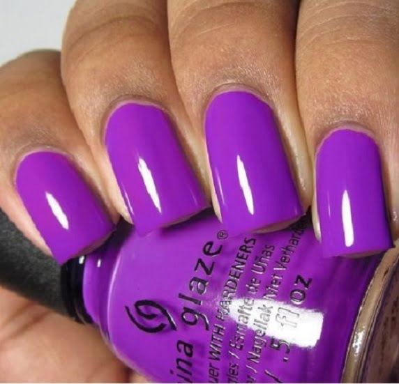 لاک بنفش مناسب رنگ پوست تیره