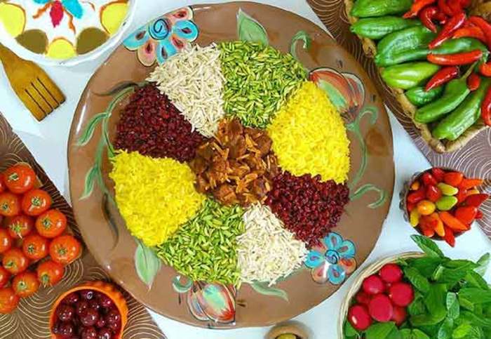 طرز پخت «قیمه نثار» خوشمزه قزوینی؛ نکات کلیدی و عکسهای تزیین قیمه نثار