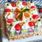 طرز تهیه کیک مرغ مجلسی