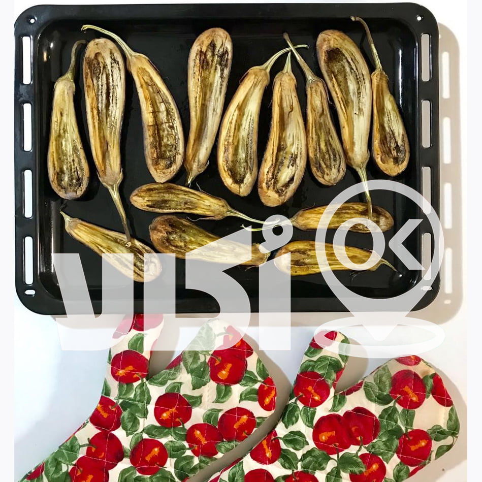 گوشت چرخ کرده برای بادمجان شکم پر