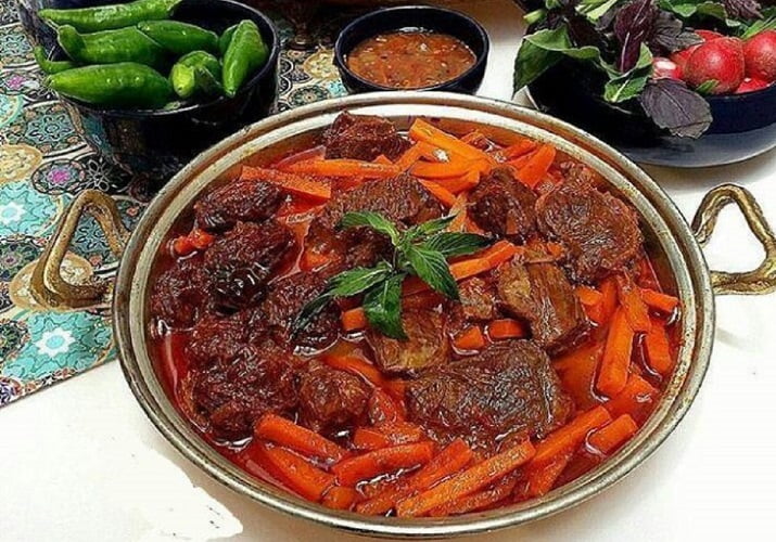 طرز تهیه خورش هویج خوشمزه به روش تبریزی ها