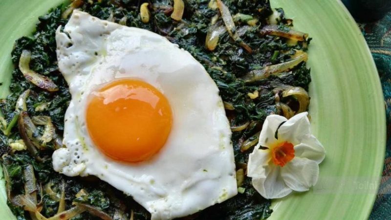 طرز تهیه نرگسی با اسفناج