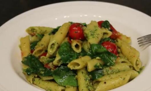 نکات مهم در طرز تهیه پاستا با سس پستو