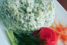 طرز تهیه سالاد پیازچه به همراه رازهای خوشمزه تر شدن آن