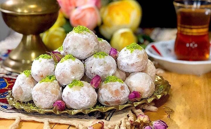طرز تهیه قطاب بدون ماست