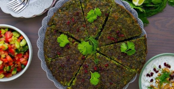 طرز تهیه کوکو سبزی در فر