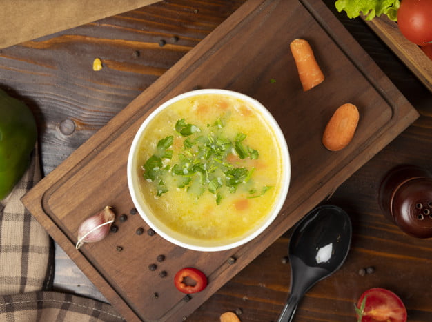سوپ مرغ برای سرماخوردگی