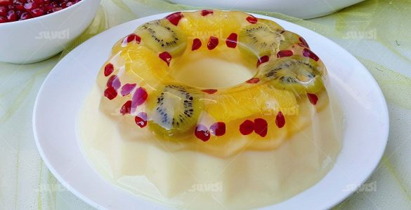 jelly with fruits