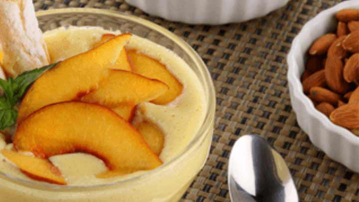 مراحل تهیه پودینگ هلو مراحل تهیه پودینگ هلو