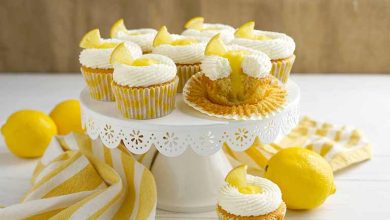 طرز تهیه کاپ کیک لیمویی با تزیین مرنگ؛ به روش قنادی