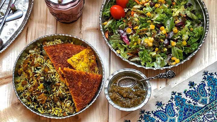 نکات و فوت و فنهای تهیه اسفناج پلو نکات و فوت و فنهای تهیه اسفناج پلو