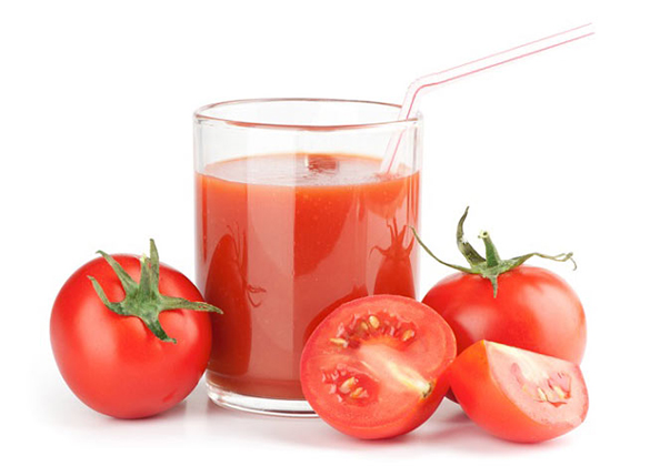 فواید آب گوجه فرنگی