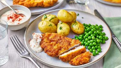 شنیسل مرغ؛ تجربه‌ای متفاوت از طعم با سس‌های متنوع