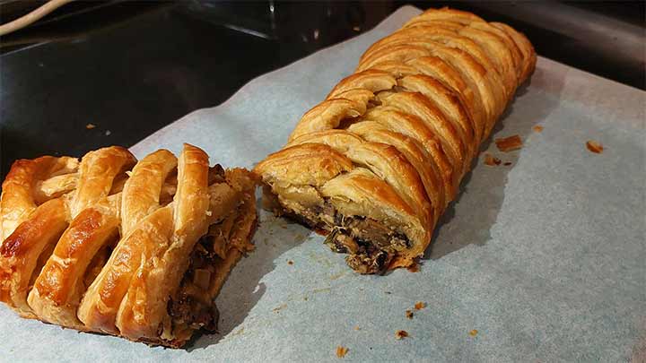 مواد لازم جهت تهیه خمیر اشترودل مرغ و قارچ مواد لازم جهت تهیه خمیر اشترودل مرغ و قارچ