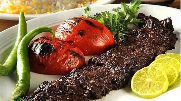 مراحل تهیه کباب ترش گیلانی مراحل تهیه کباب ترش گیلانی
