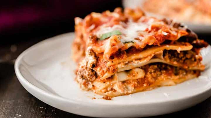 رسپی یک لازانیای خوشمزه با گوشت چرخ کرده رسپی یک لازانیای خوشمزه با گوشت چرخ کرده