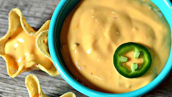 مراحل تهیه سس پنیر موزارلا