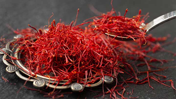 خواص زعفران برای بینایی