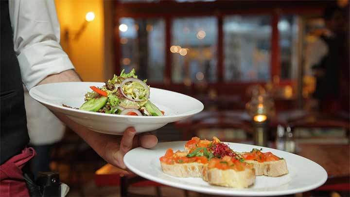 چه ساعتی شام بخوریم؟ چه ساعتی شام بخوریم؟