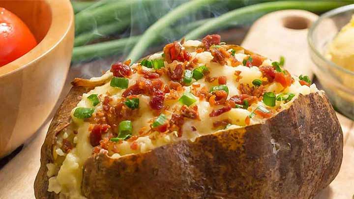 سیب پخته شکم پر خانگی