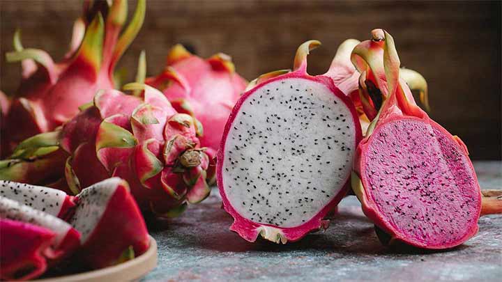 دراگون فروت یا پیتایا (میوه اژدها)؛ از میوه‌های استوایی معروف