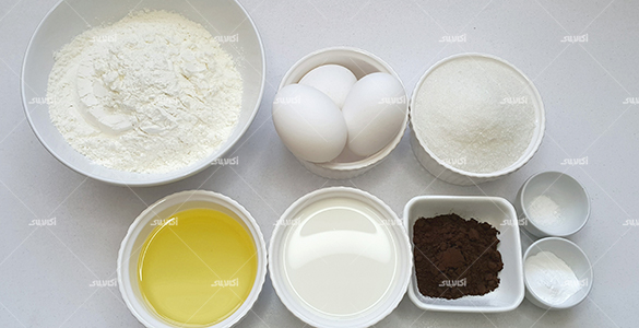 مواد لازم برای پایه شکلاتی اسلایس موس توت فرنگی