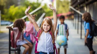 علت بوی بد بدن کودکان چیست؟ راههای درمان و پیشگیری