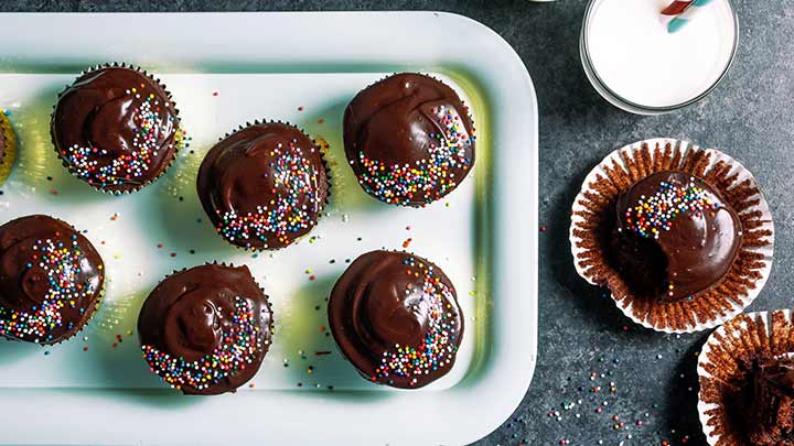 رسپی یک کاپ کیک خوشمزه تک نفره رسپی یک کاپ کیک خوشمزه تک نفره