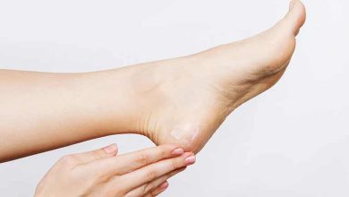 با علل و روش‌های خانگی درمان ترک پاشنه پا آشنا شوید!
