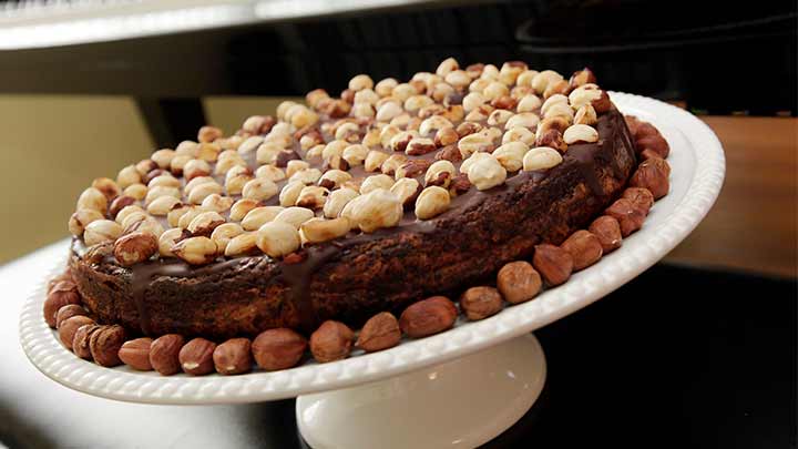 رسپی یک کیک خوش‌عطر برای عصرانه