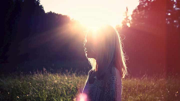 افسردگی از شایعترین علائم کمبود ویتامین D در بدن افسردگی از شایعترین علائم کمبود ویتامین D در بدن