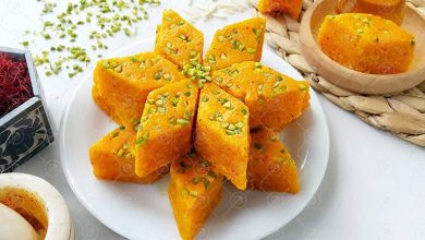 طرز تهیه لوز زعفرانی تبریز؛ بدونِ فر برای عید نوروز