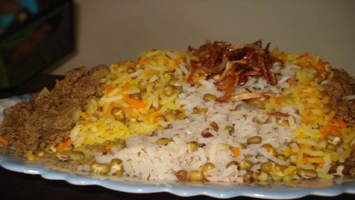 مراحل طرز تهیه ماش پلو با گوشت چرخ کرده مراحل طرز تهیه ماش پلو با گوشت چرخ کرده