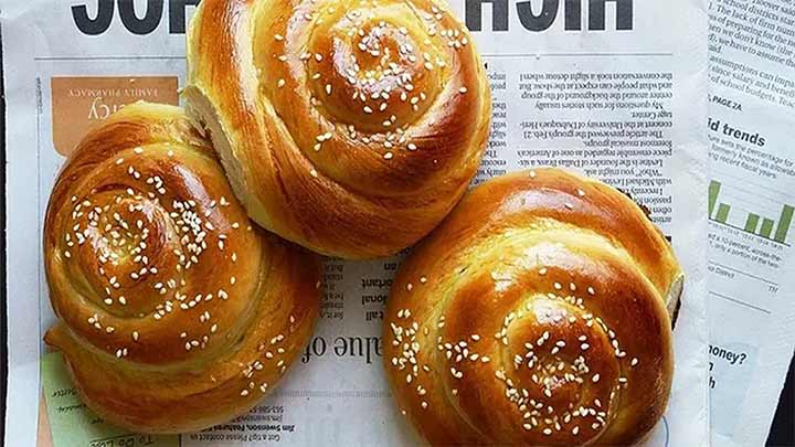 رسپی یک نان خوشمزه و مخصوص برای صبحانه