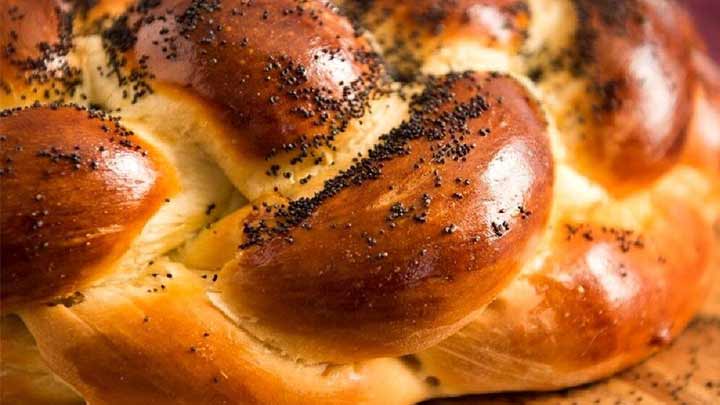 نان تازه خانگی، صبحانه‌ای دلچسب و خاطره‌انگیز