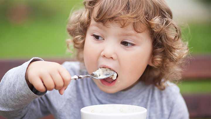 اهمیت تغذیه مناسب کودکان