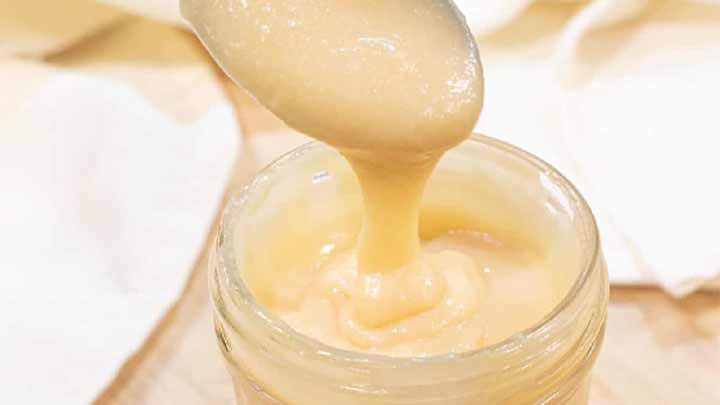 مراحل تهیه شیر عسلی خانگی