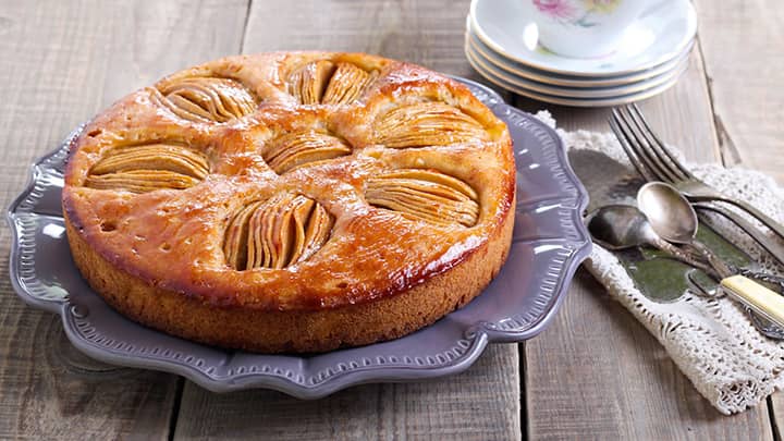 مواد لازم طرز تهیه کیک سیب و دارچین