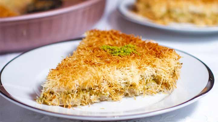 مراحل تهیه گرمنوش شیر زعفران مراحل تهیه گرمنوش شیر زعفران