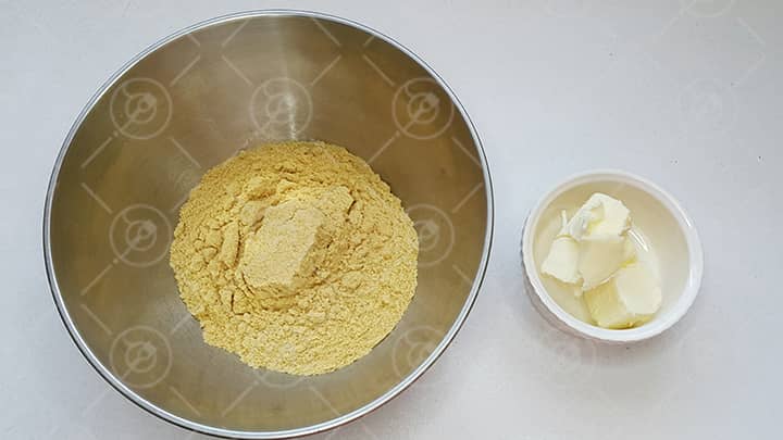 مواد لازم برای کراست چیزکیک مینی کارامل مواد لازم برای کراست چیزکیک مینی کارامل