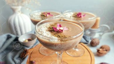 طرز تهیه فرنی خرما با موز؛ مقوی و آسان در سه سوت!