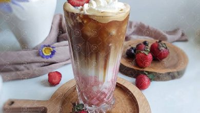 طرز تهیه آیس کافی توت فرنگی؛ با طعم به یاد ماندنی