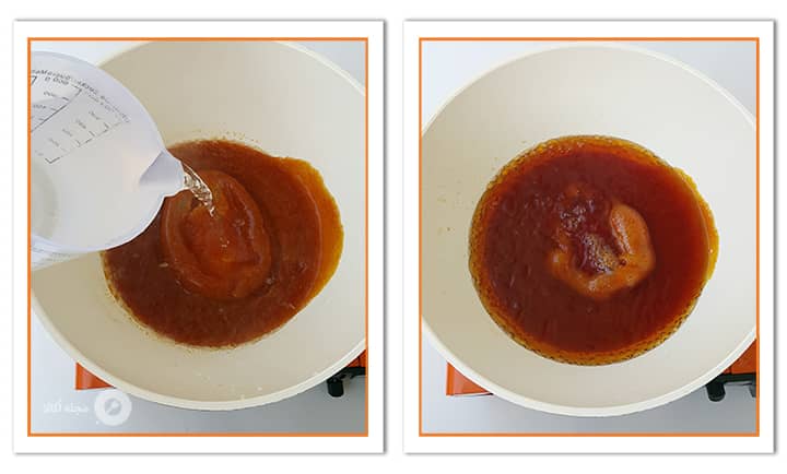 آب جوش را به سس کاراملی در کیک حلوا اضافه کنید آب جوش را به سس کاراملی در کیک حلوا اضافه کنید