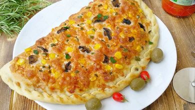 طرز تهیه کالزونه (گلزونه) مرغ؛ پیتزای لقمه‌ای ایتالیایی