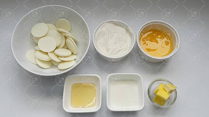 مواد لازم برای کرم کاستارد مخصوص برای شیرینی کرانچی کرم دار