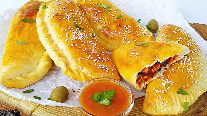 طرز تهیه پیراشکی مرغ و قارچ طرز تهیه پیراشکی مرغ و قارچ