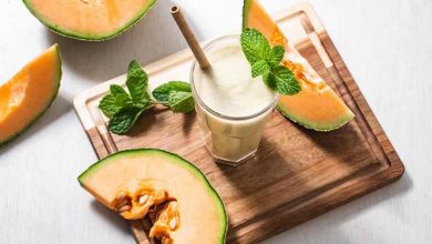 طرز تهیه اسموتی طالبی بدون بستنی؛ خوشمزه و فوری