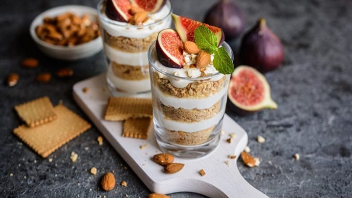 دسر بیسکو ماست دسر بیسکو ماست