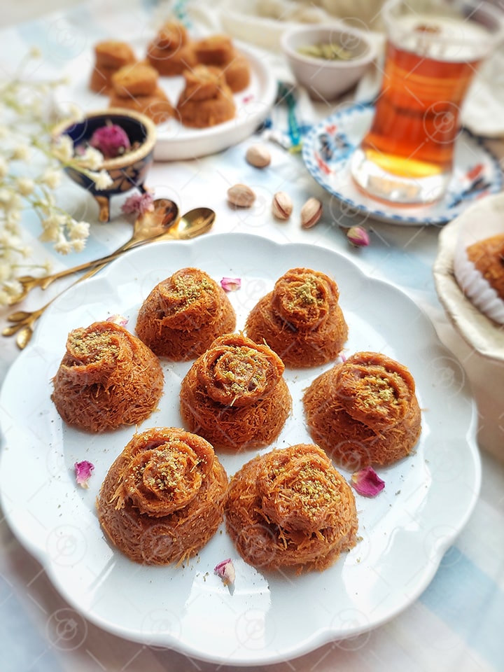 طرز تهیه باقلوای شعریه اصیل ترکیه ای طرز تهیه باقلوای شعریه اصیل ترکیه ای
