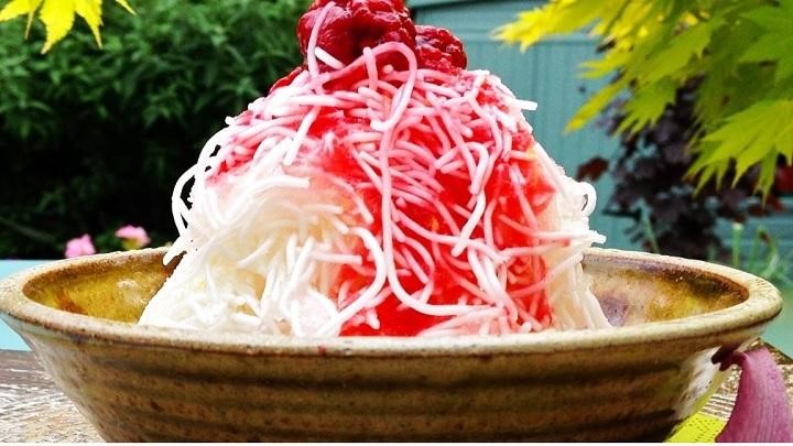فالوده شیرازی با رشته‌های آماده
